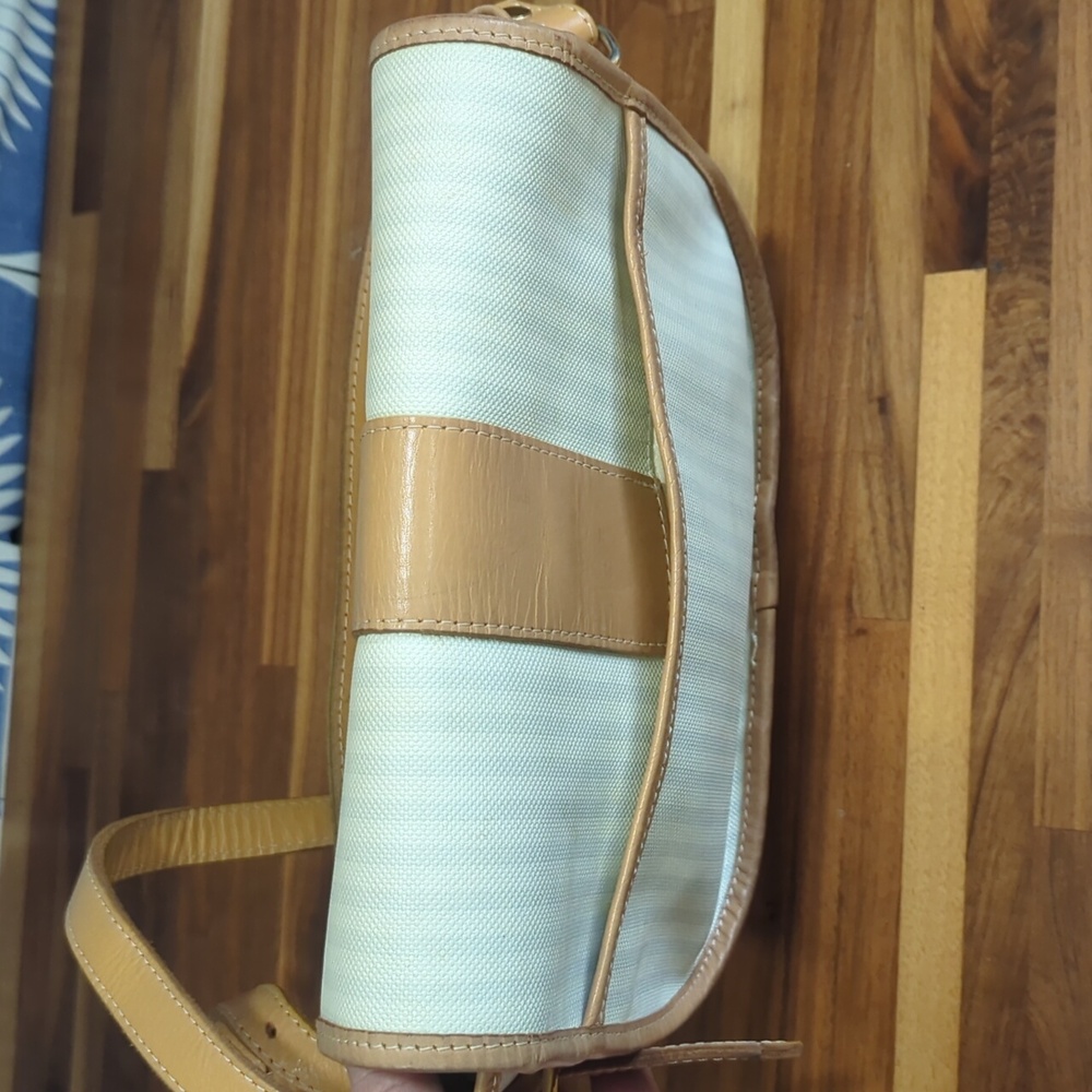 Vintage Fendi crossbody cream and grey striped purse with tan leather ac… - Picture 13 of 17